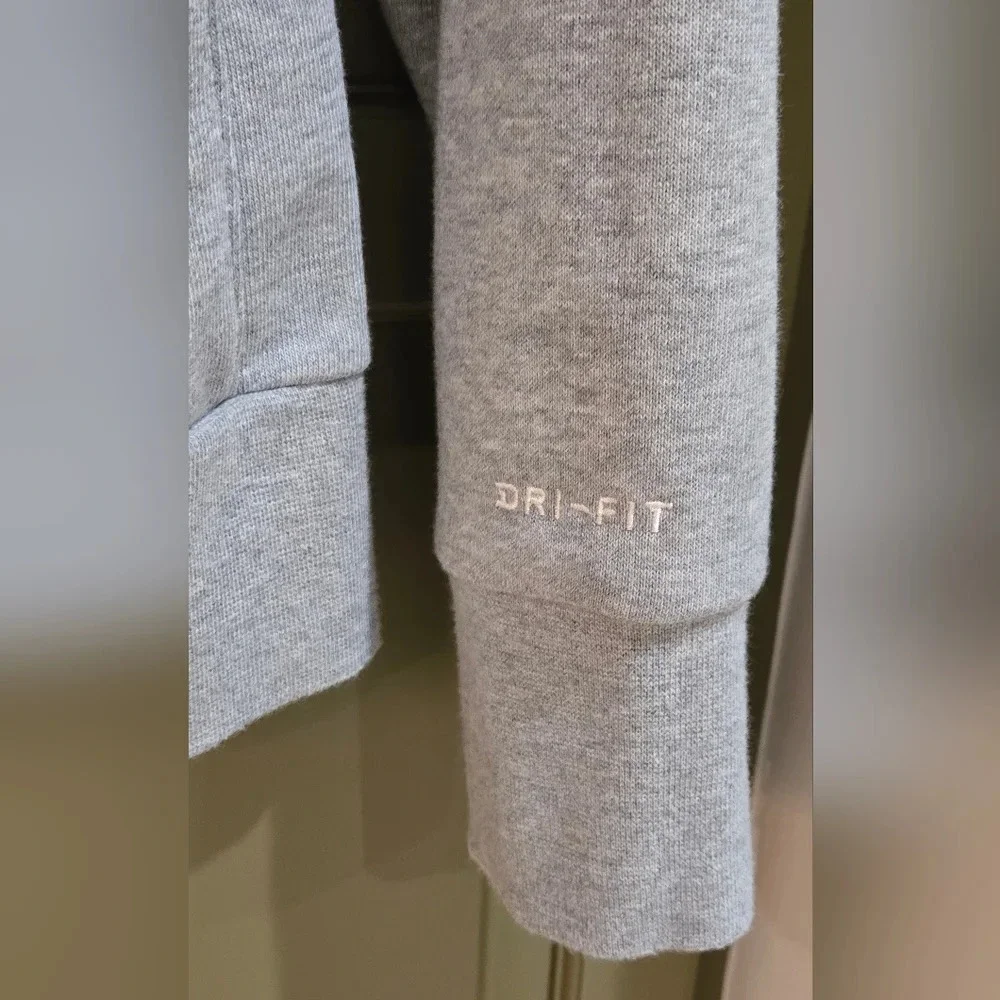 NWOT Nike dri fit grey hoodie